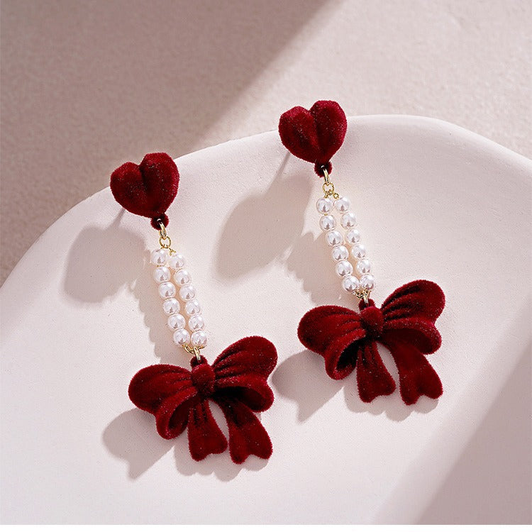 Beautiful Pearl Earring with Unique Style