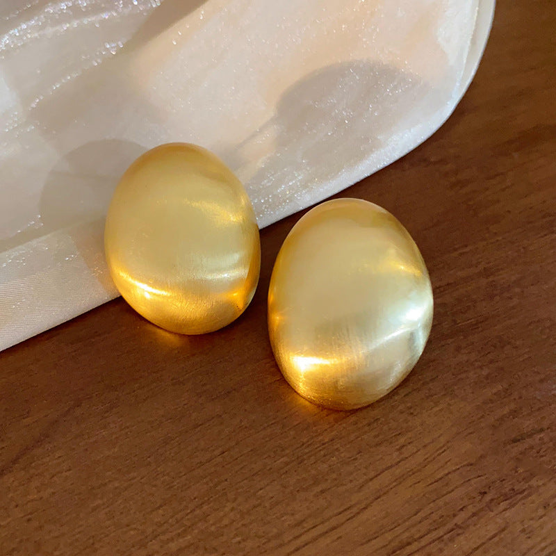 Classic Earring with Timeless Appeal