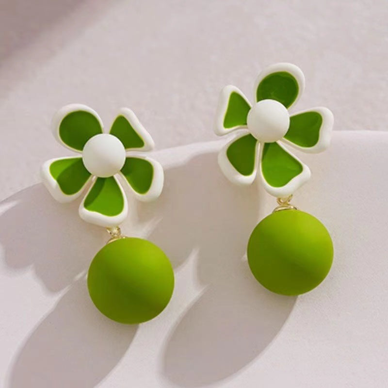 Beautiful Earring with Unique Style
