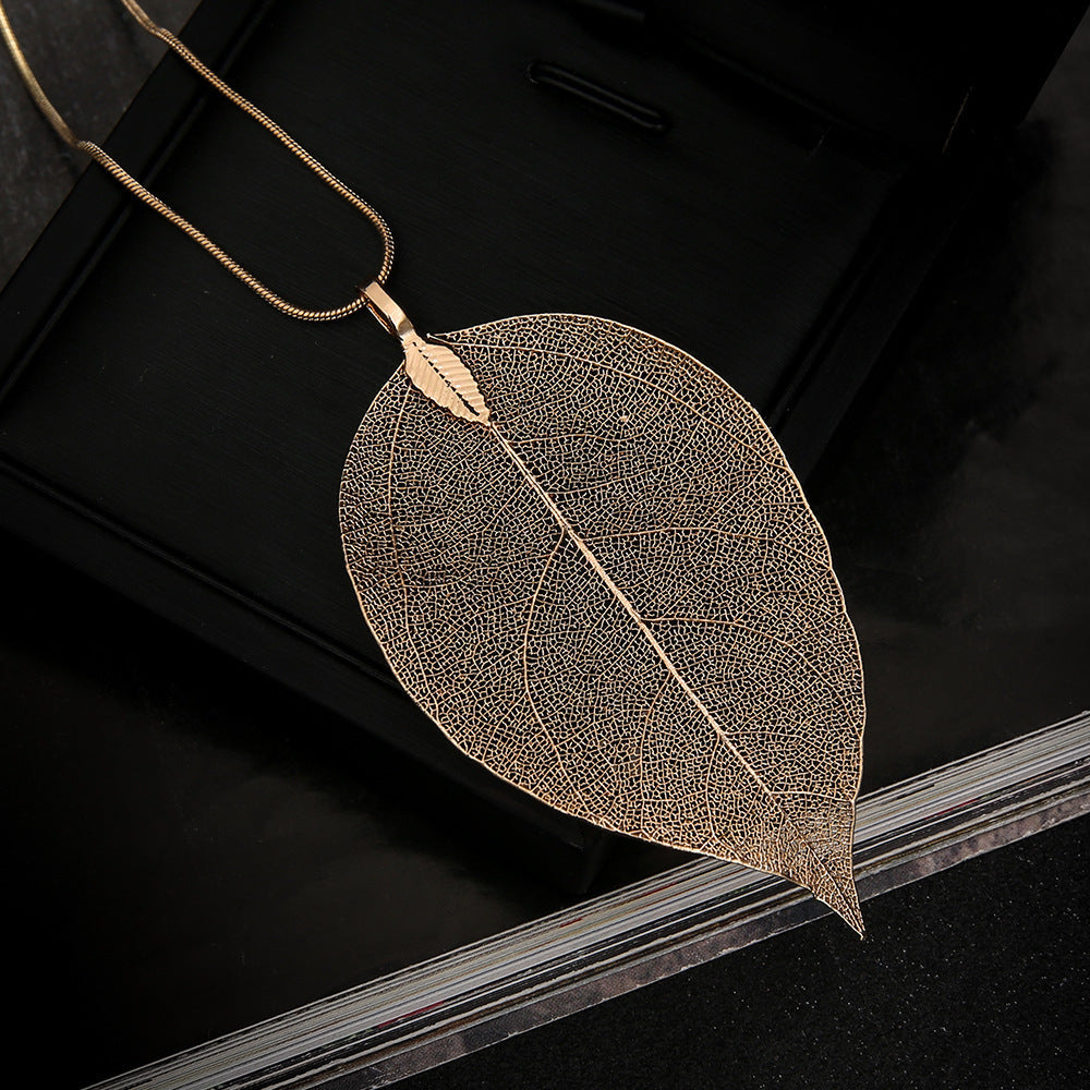 Elegant Gold Necklace for Every Occasion