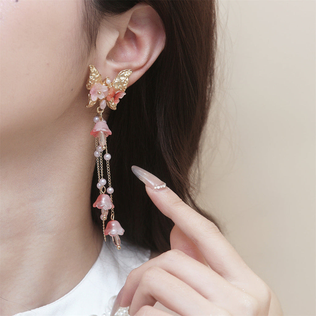 Charming Earring for Any Occasion