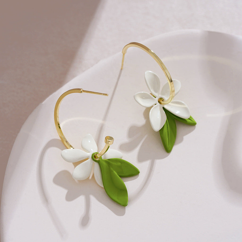 Beautiful Earring with Unique Style