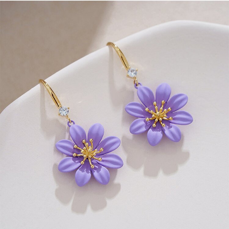 Beautiful Earring with Unique Style