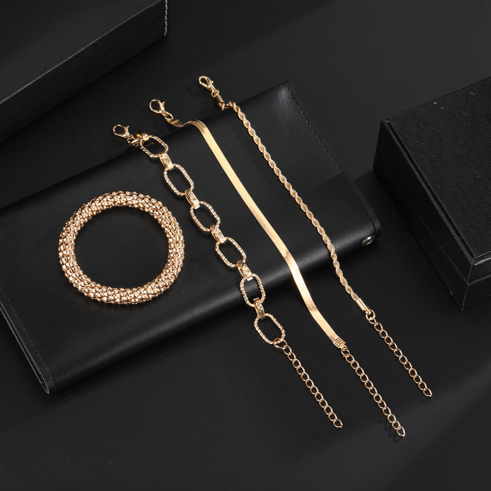 Beautiful Gold Set with Unique Style