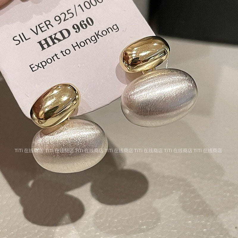Beautiful Earring with Unique Style