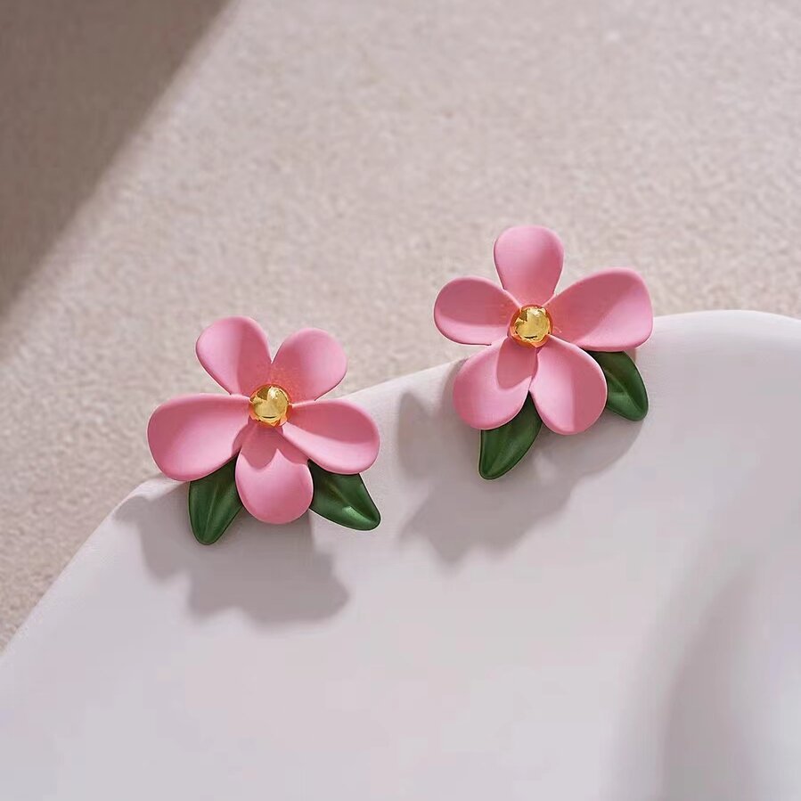 Vintage Handmade Earring