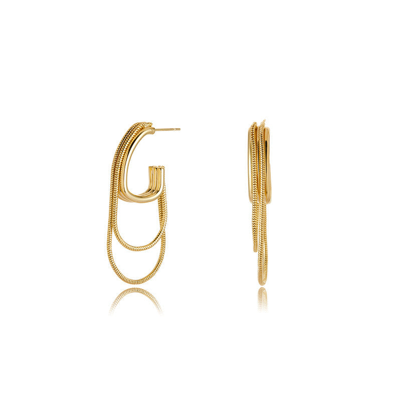 Romantic Silver Earring for Special Moments