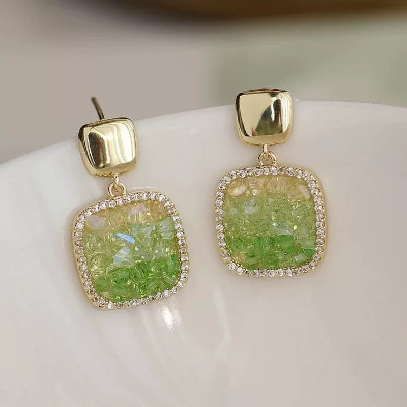 Classic Earring with Timeless Appeal