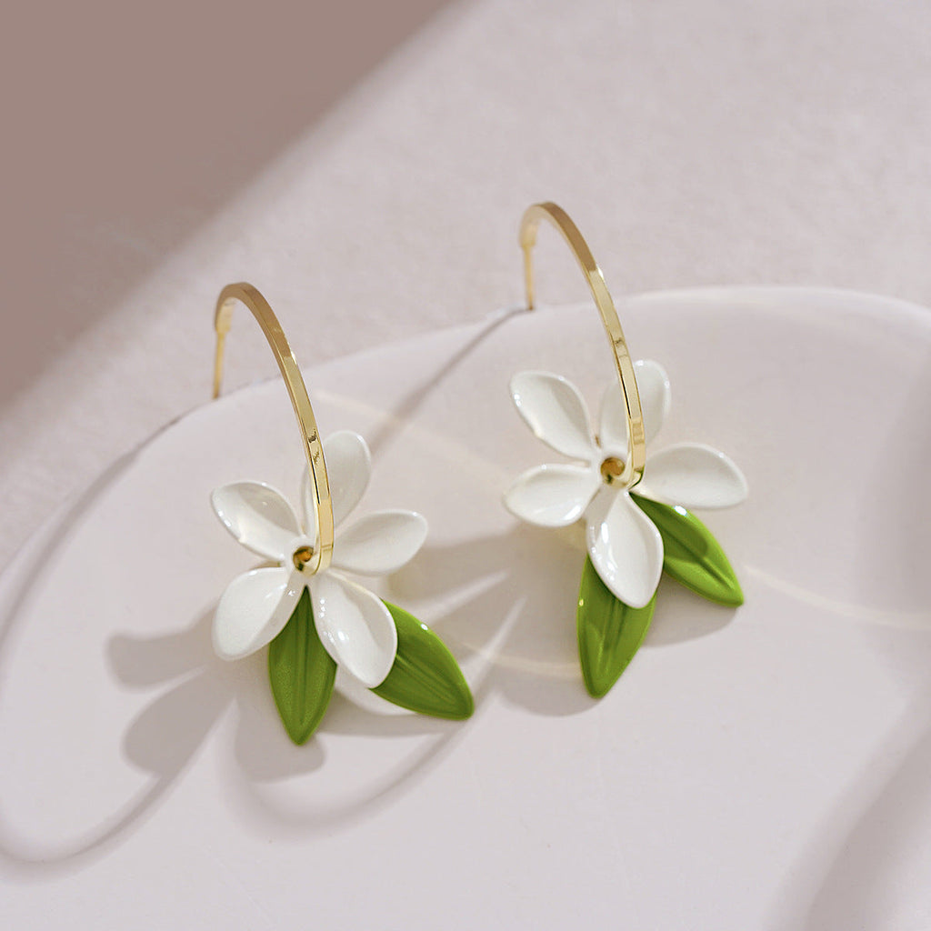 Beautiful Earring with Unique Style