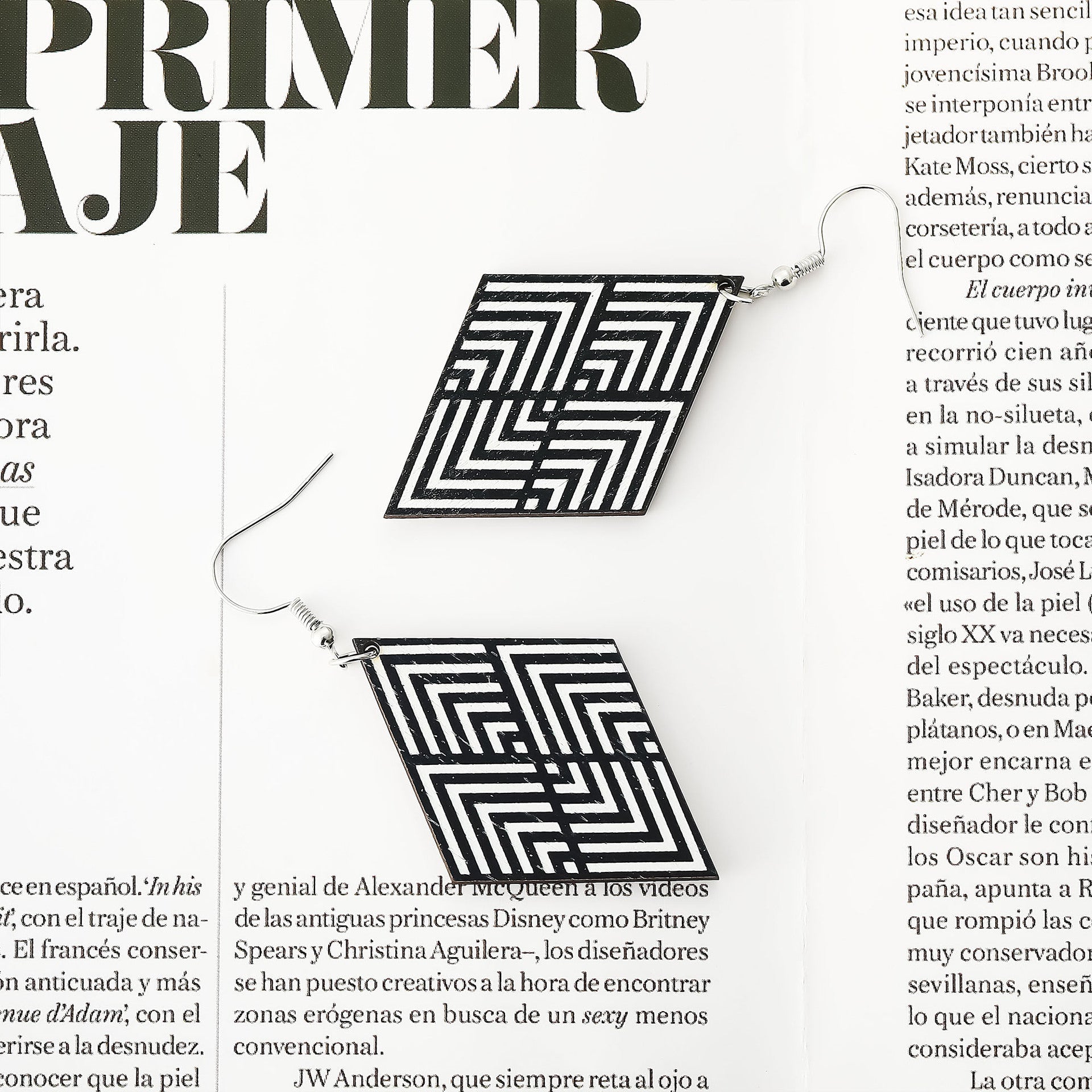 Classic Earring with Timeless Appeal