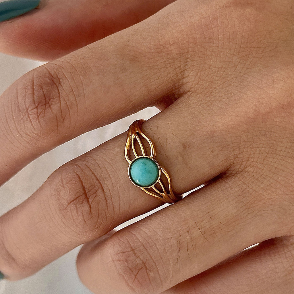 Stunning Gold Ring for Daily Wear