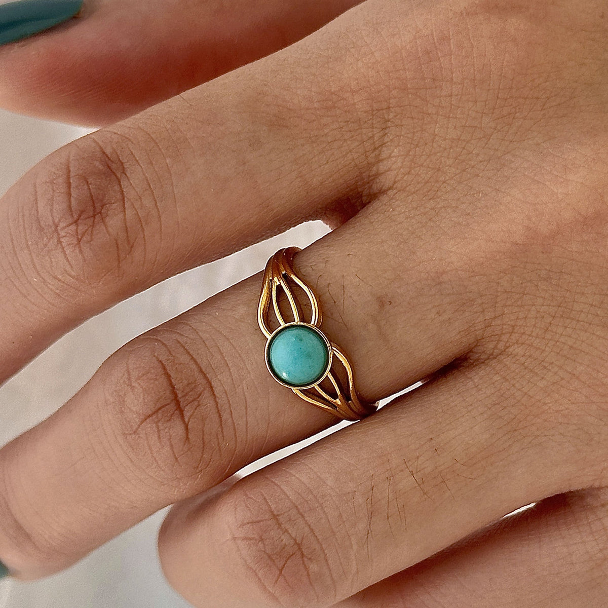Stunning Gold Ring for Daily Wear
