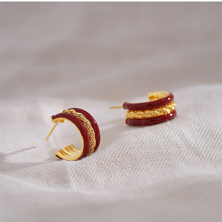 Elegant Gold Earring for Every Occasion