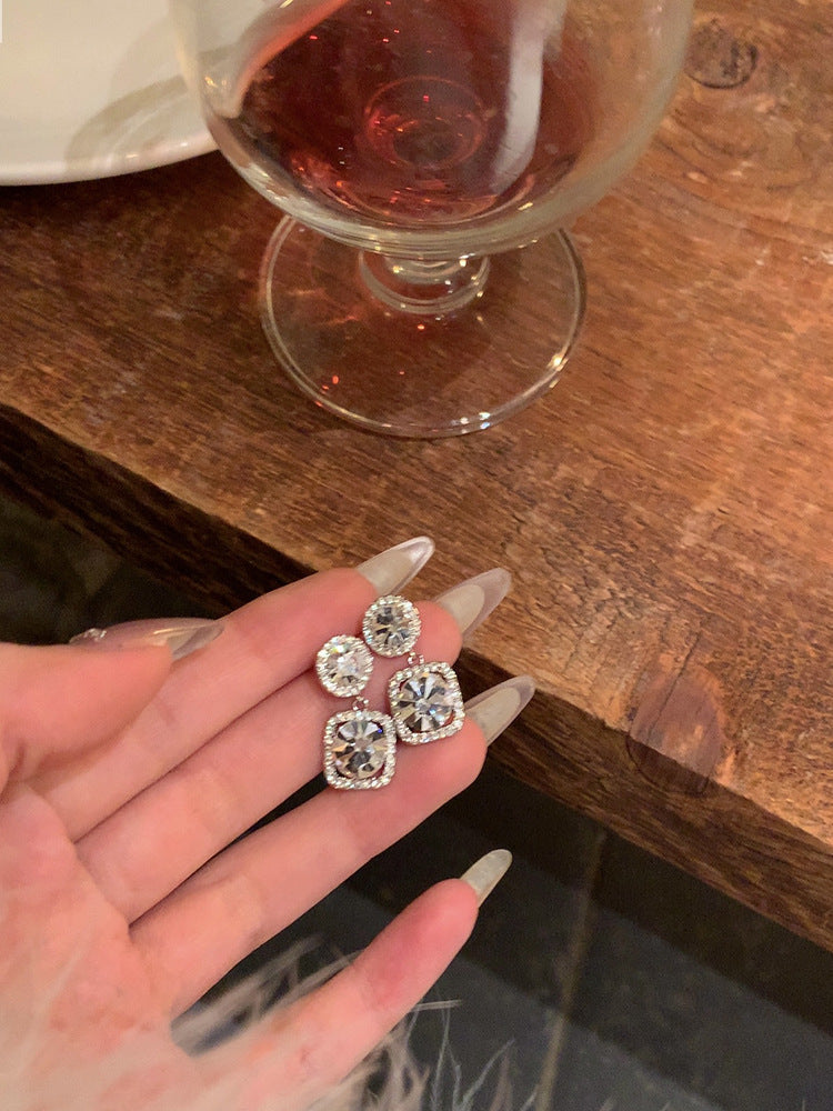 Romantic Earring for Special Moments