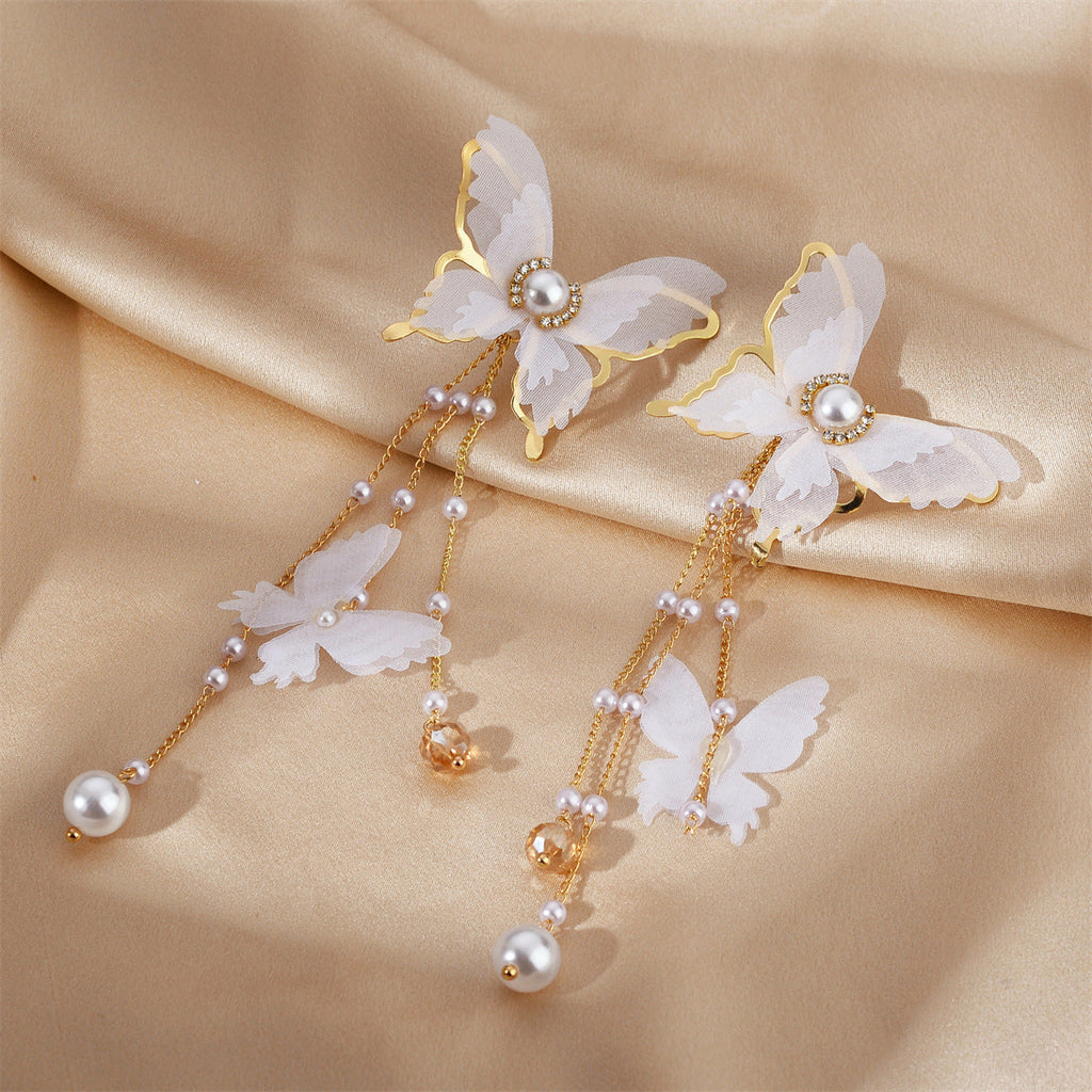 Delicate Artisan Pearl Earring