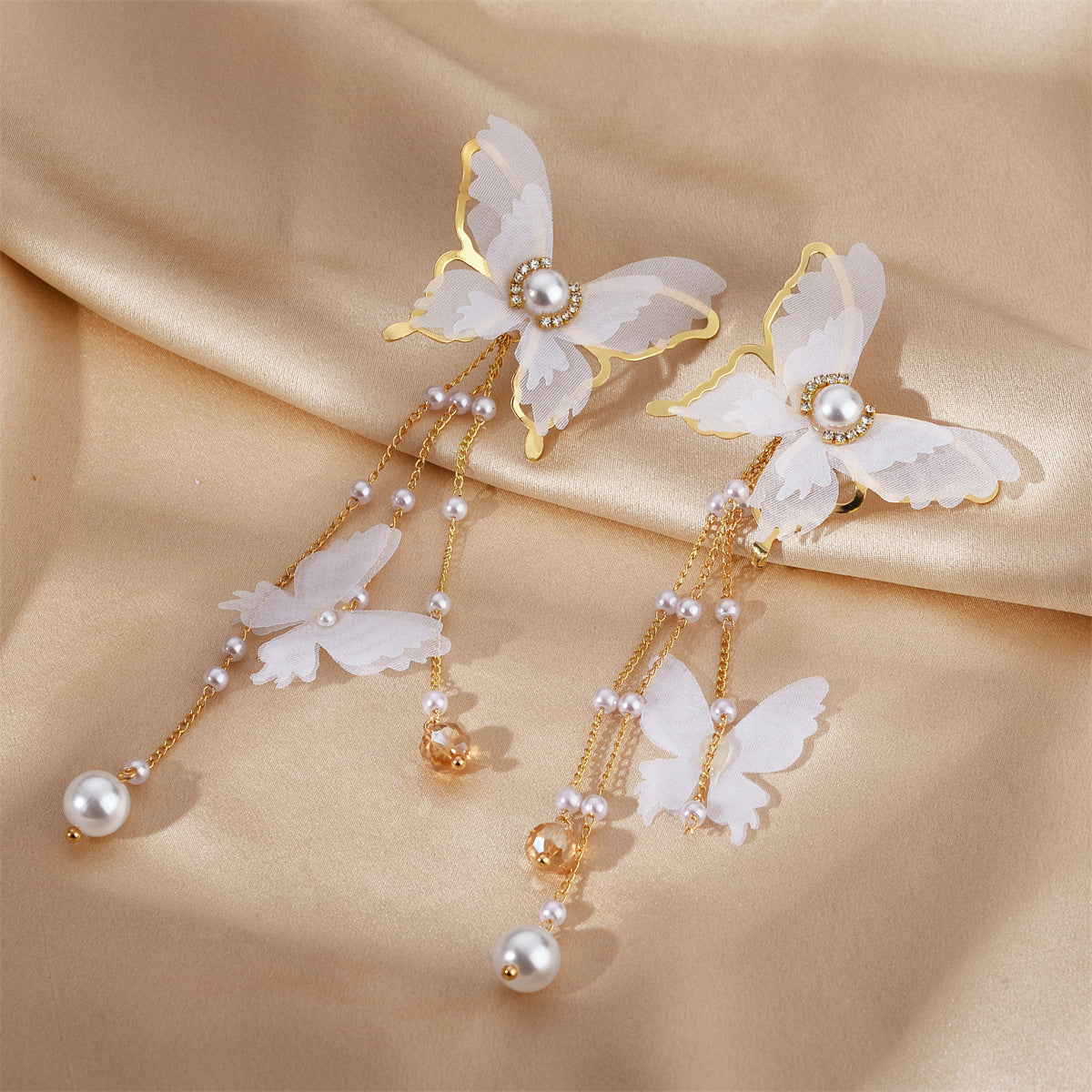 Delicate Artisan Pearl Earring