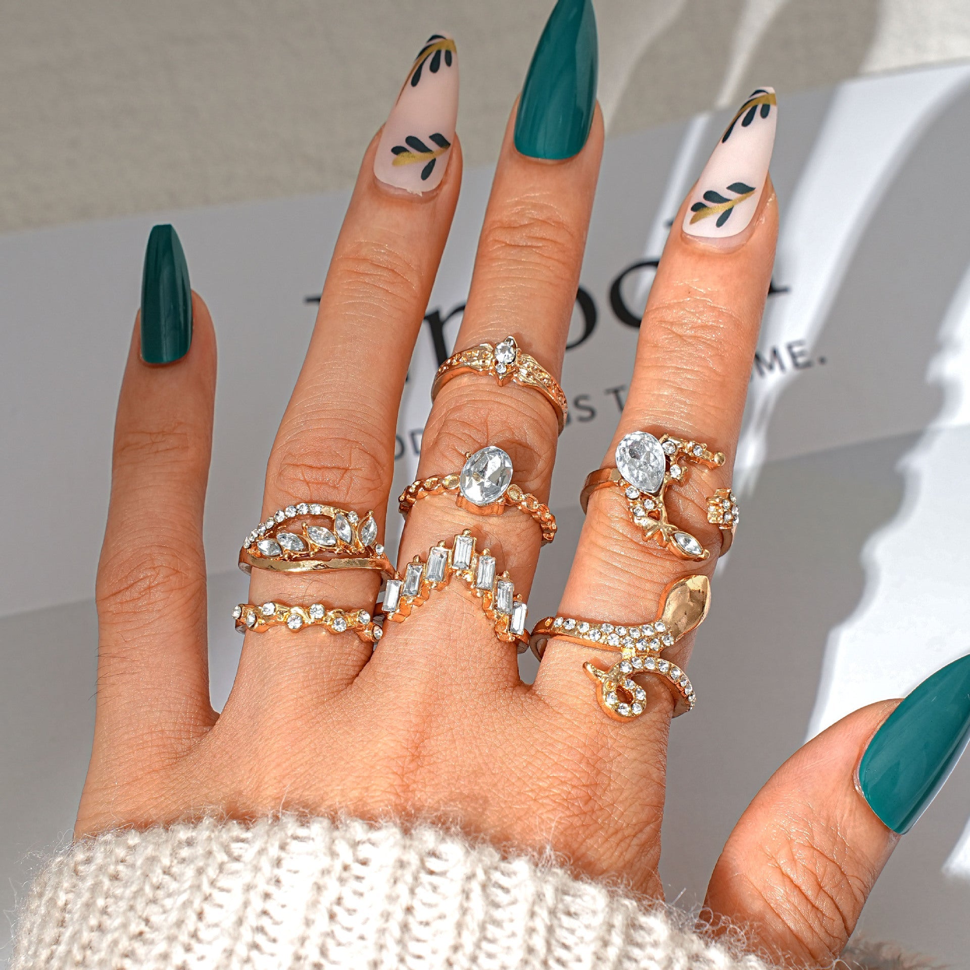 Delicate Artisan Set