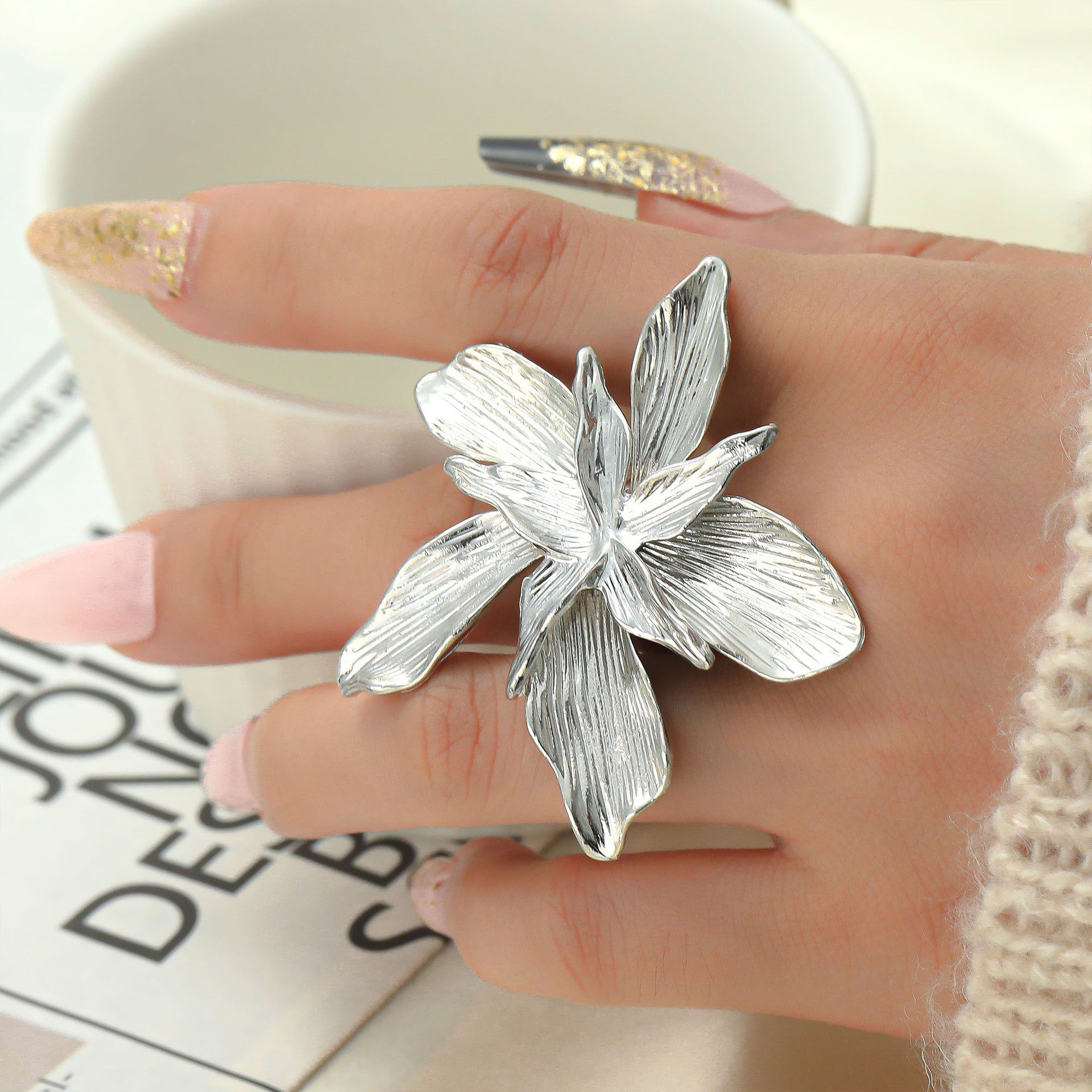 Beautiful Gold Ring with Unique Style