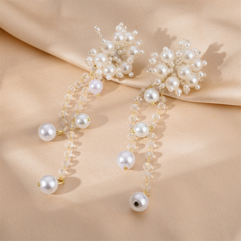 Classic Pearl Earring with Timeless Appeal