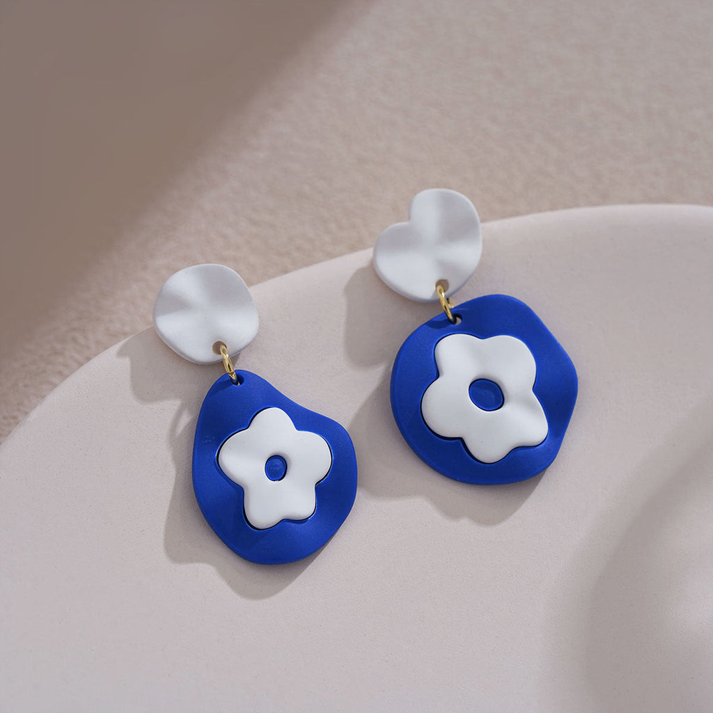 Classic Earring with Timeless Appeal