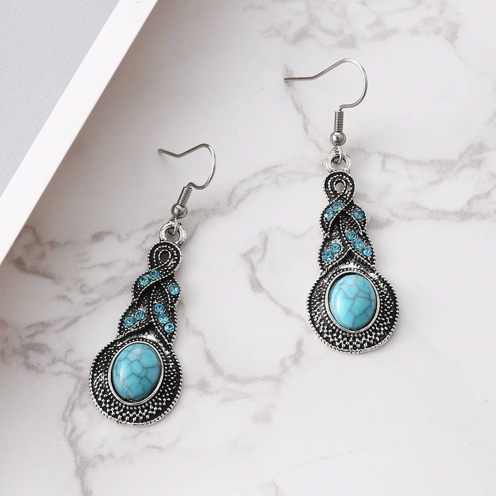 Charming Earring for Any Occasion
