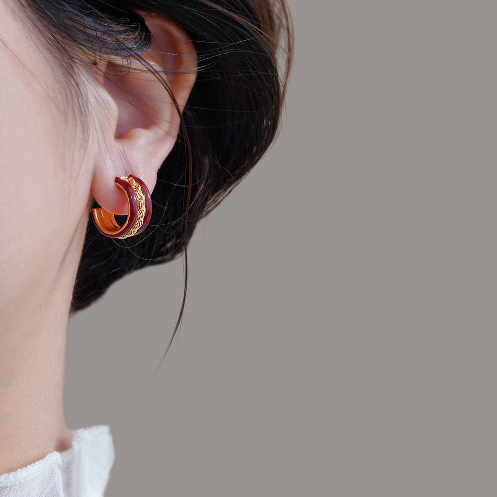 Elegant Gold Earring for Every Occasion