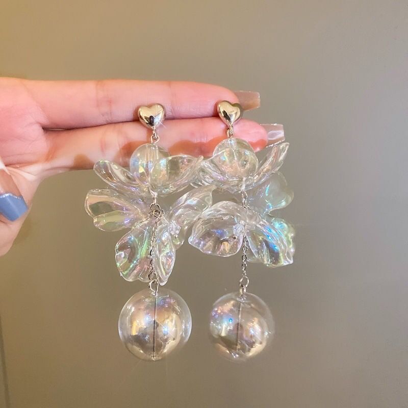 Elegant Earring for Every Occasion