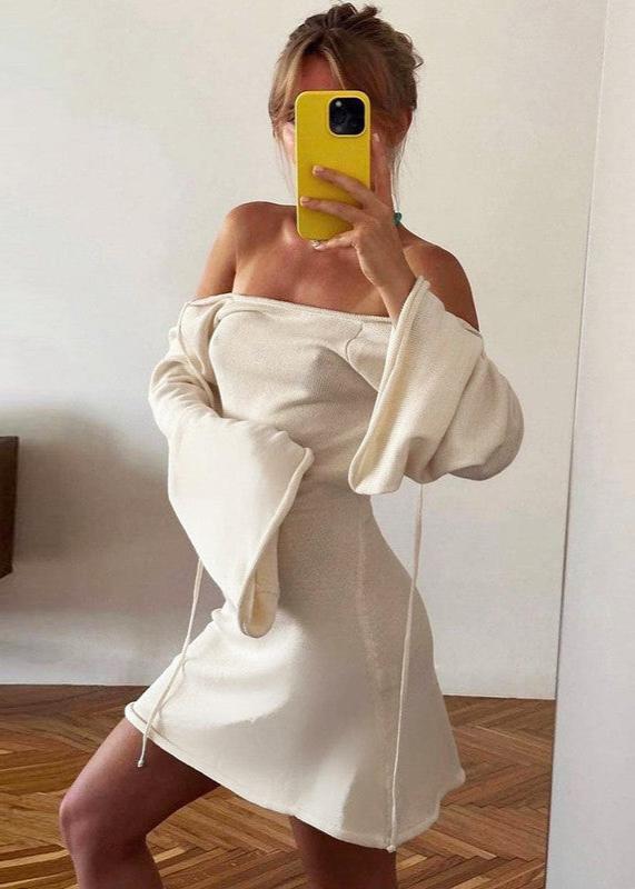 Bell-sleeve Backless Mini Dress