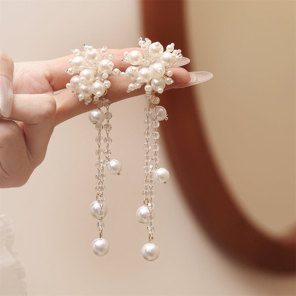 Classic Pearl Earring with Timeless Appeal