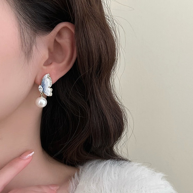 Delicate Artisan Pearl Earring