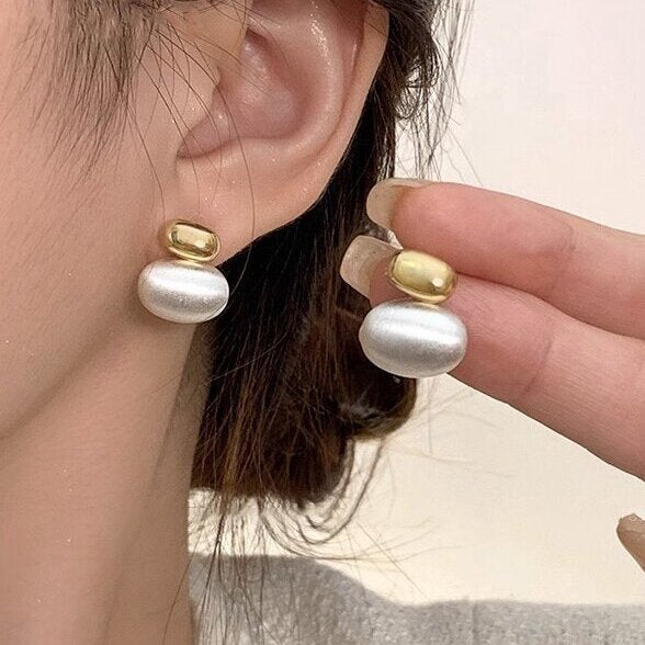 Beautiful Earring with Unique Style