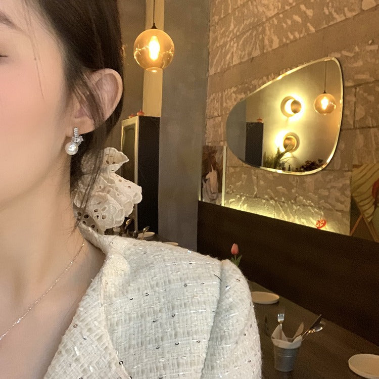 Stunning Pearl Earring for Daily Wear