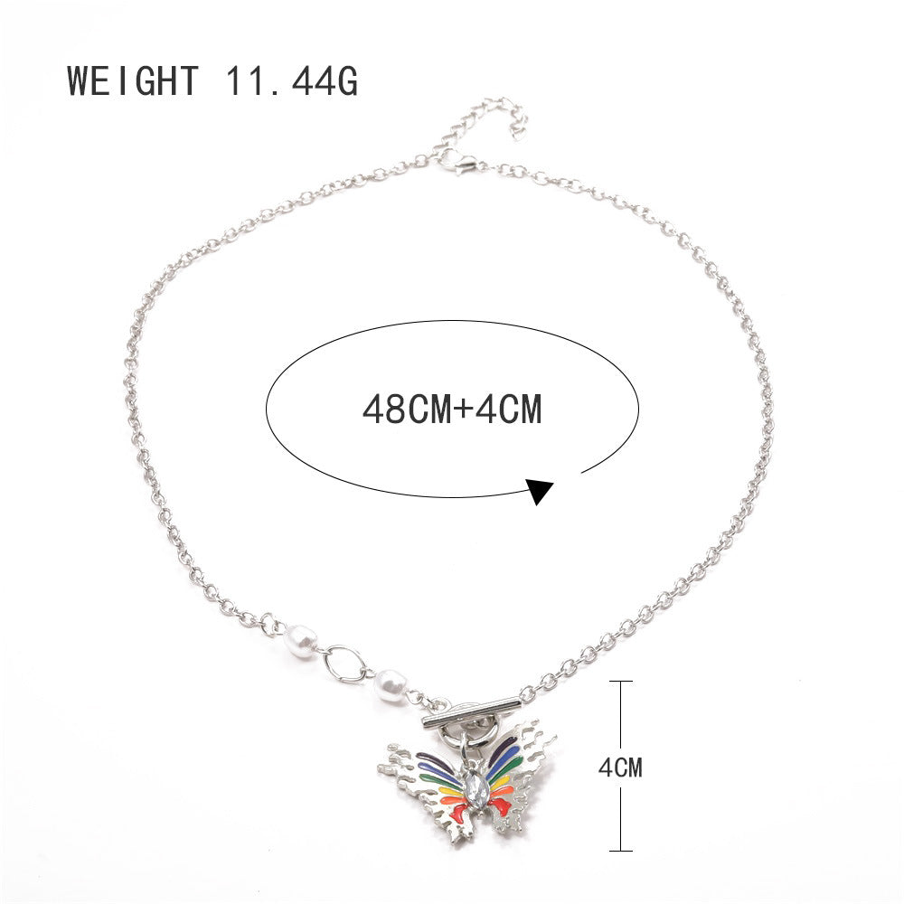 Beautiful Pearl Necklace with Unique Style
