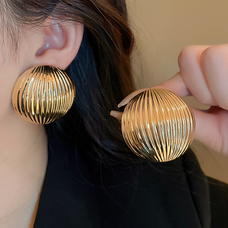 Vintage Handmade Earring
