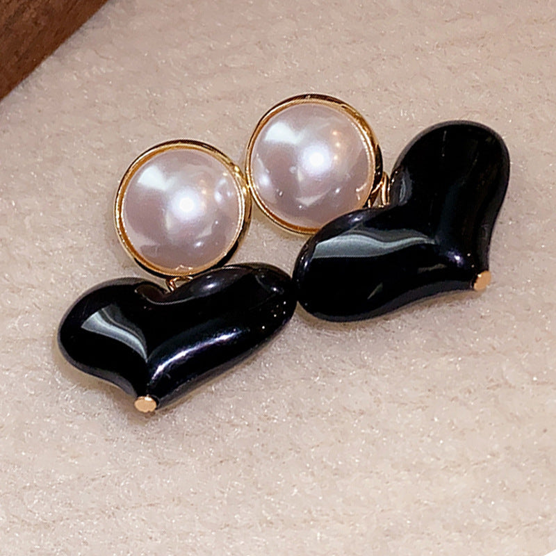 Elegant Gold Earring for Every Occasion