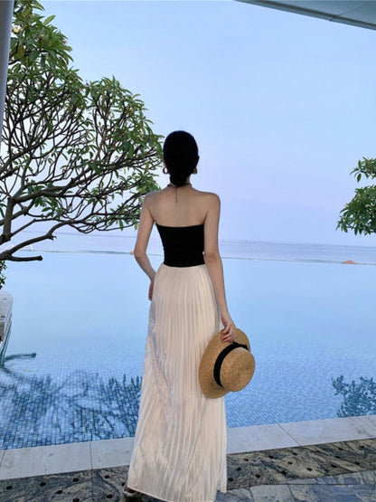 Off-shoulder Pleated Maxi Dress _ Flowing Summer Outfit