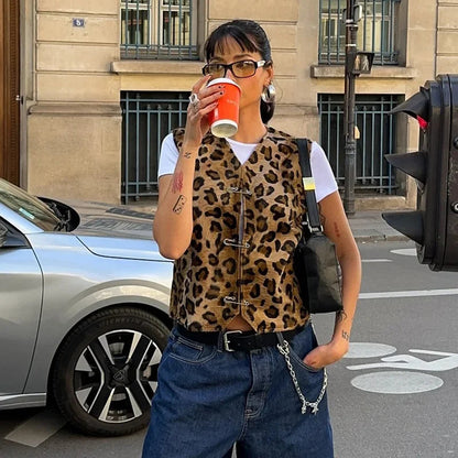 Leopard Print Pin Vest for V-neck Sleeveless Hot Girl Cardigan Top Female Autumn New Slim Fit Short Vest