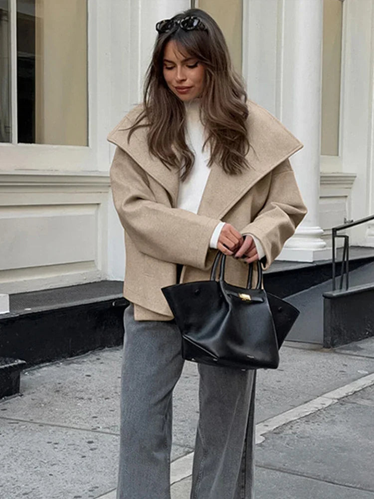 Tavimart - Large Lapel Collar Short Coats Retro Double-breasted Pocket Coat Female Autumn Loose Street Outwear