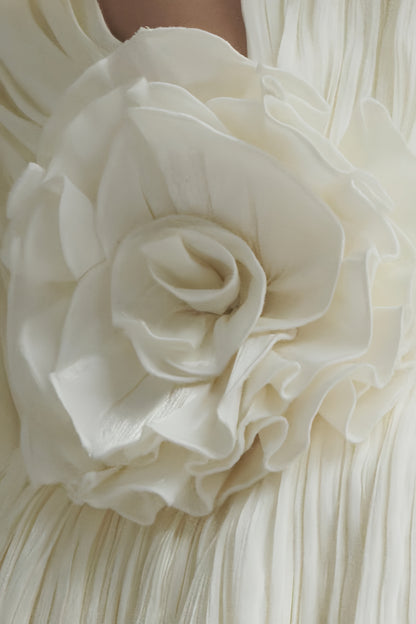 Clark White 3d Flower Pleated Mini Dress