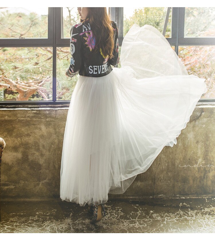 Paola Love Skirt