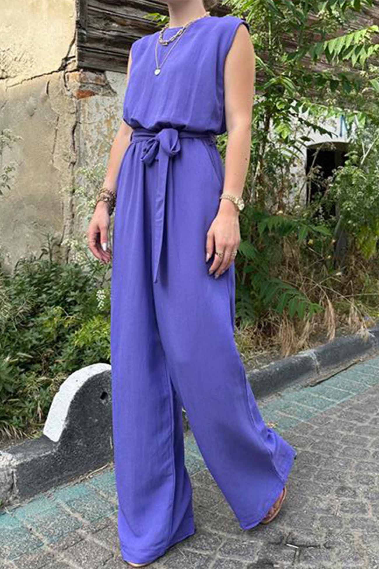 Sleeveless Waist-tie Back Button Jumpsuits