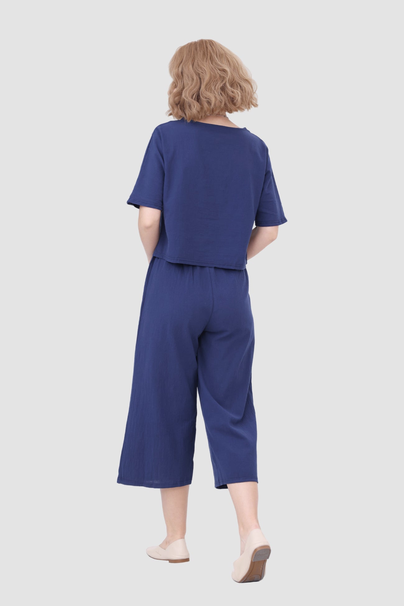 Short Sleeve Top & Elastic Waist Pants