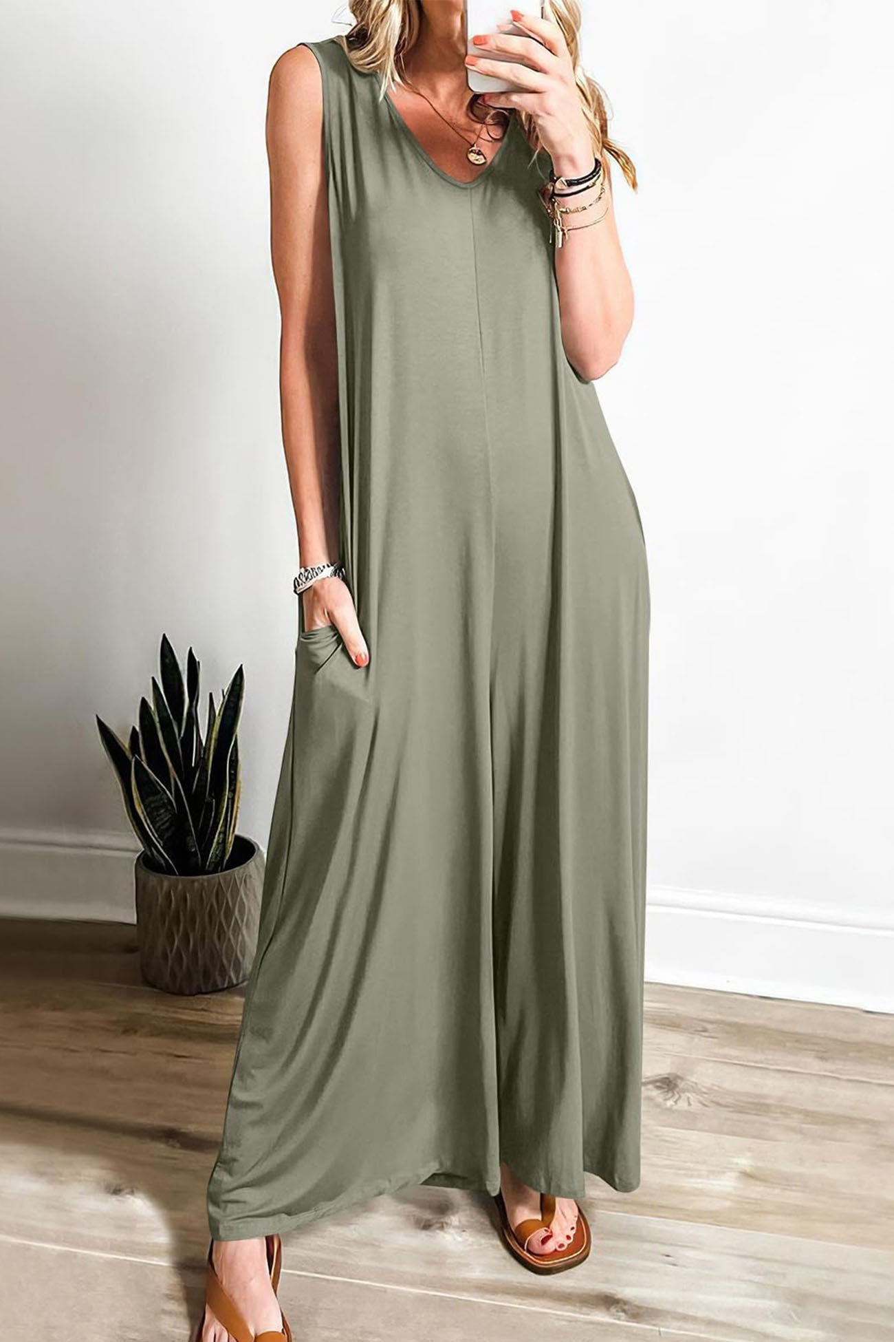 V Neck Pocket Wide Leg Jumpsuits