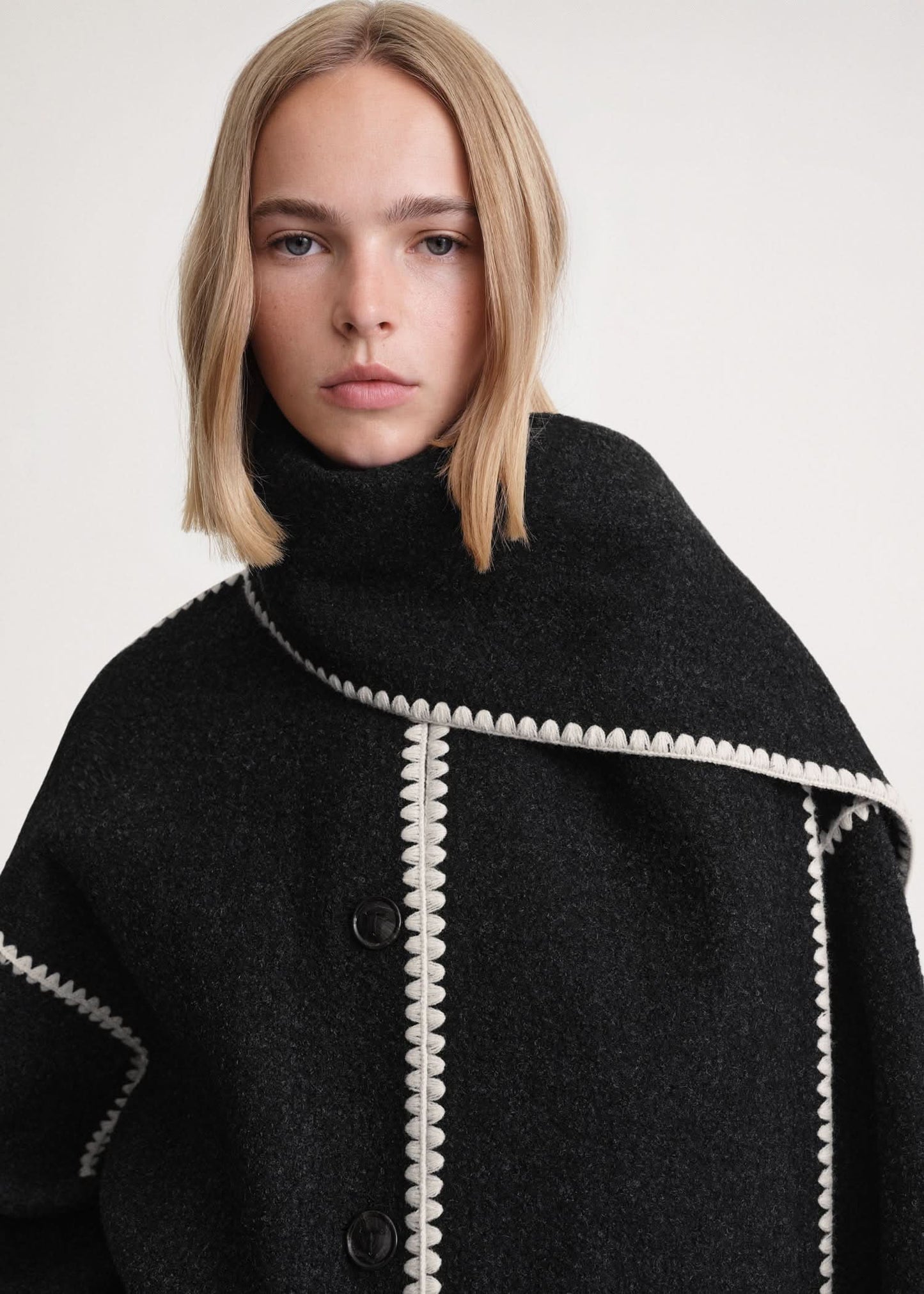 Jessy Scarf Coat