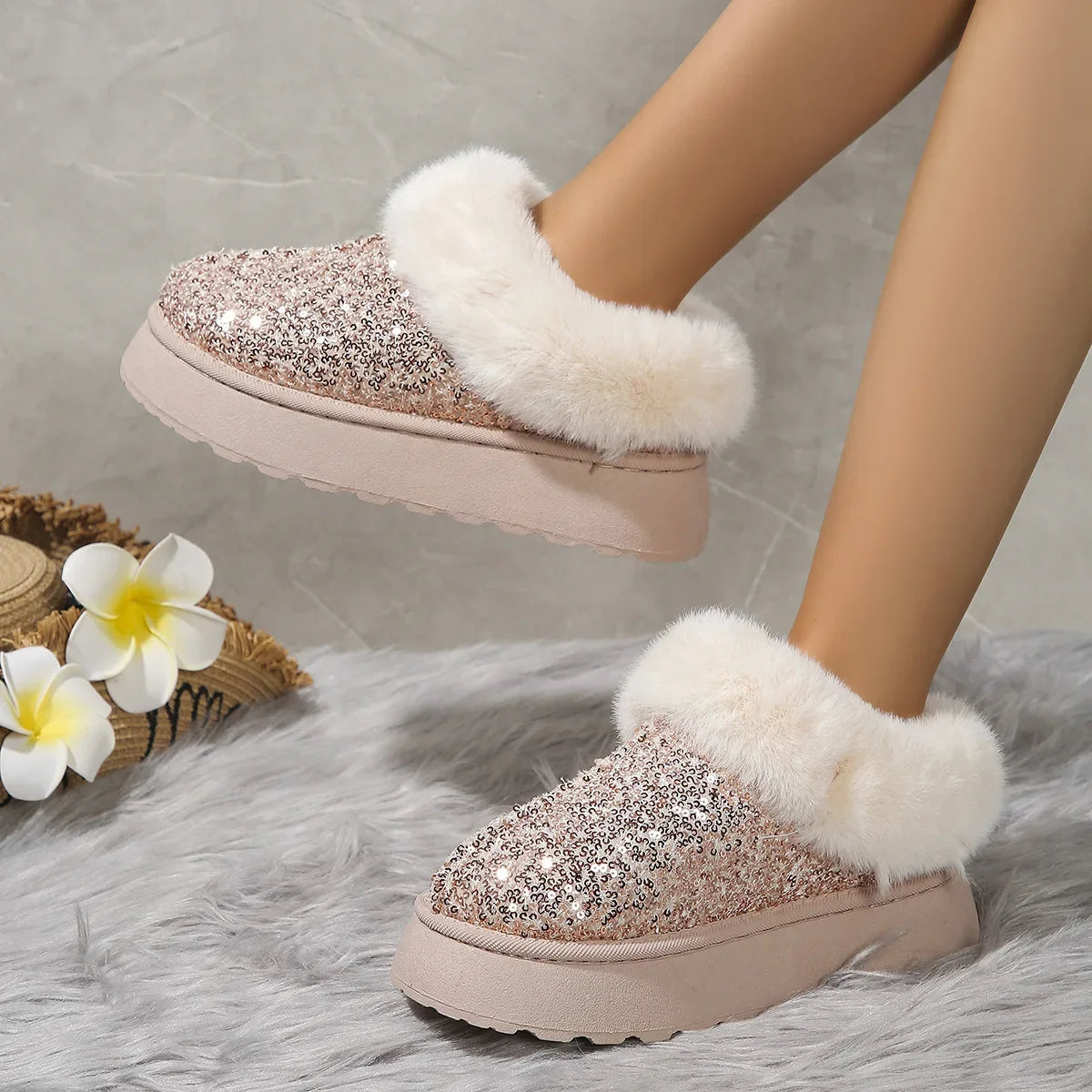 Winter Short Plush Warm Snow Boots Shoes New Suede Fur Chelsea Ankle Boots Flats Platform Shoes Botas