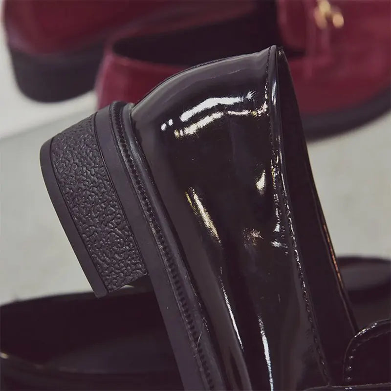British Style Retro Patent Leather Buckle Hedging Flats Loafers