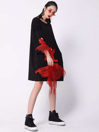 Red Goldfish Embroidered Loose Round Neck T-shirt Dress