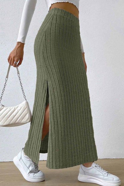 Color Slit Knitted Skirt