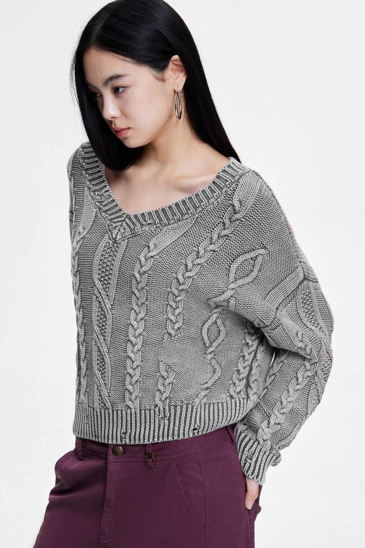 V-neck Long Sleeve Cable Knit Sweater