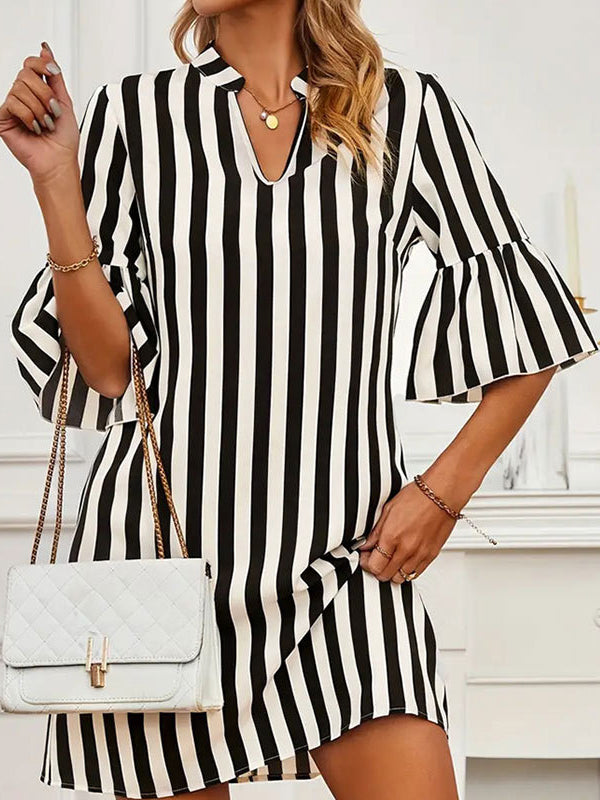 A-line Flared Sleeves Contrast Color Pleated Split-joint Striped V-neck Mini Dresses